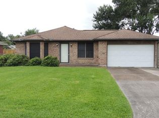 5521 Grant Ave, Groves, TX 77619