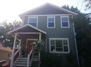 7047 17th Ave NW, Seattle, WA 98117