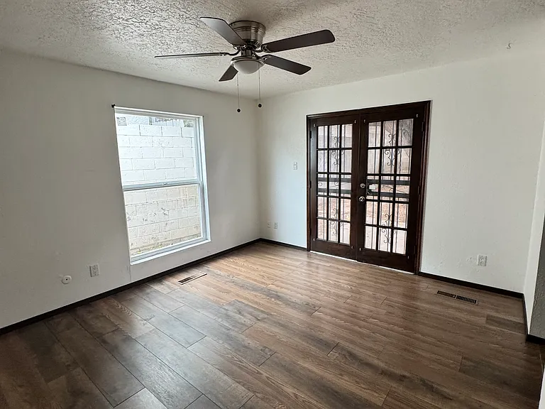 12204 Menaul Blvd NE #A — Photo 14