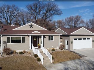 2 Hillcrest St, Ventura, IA 50482