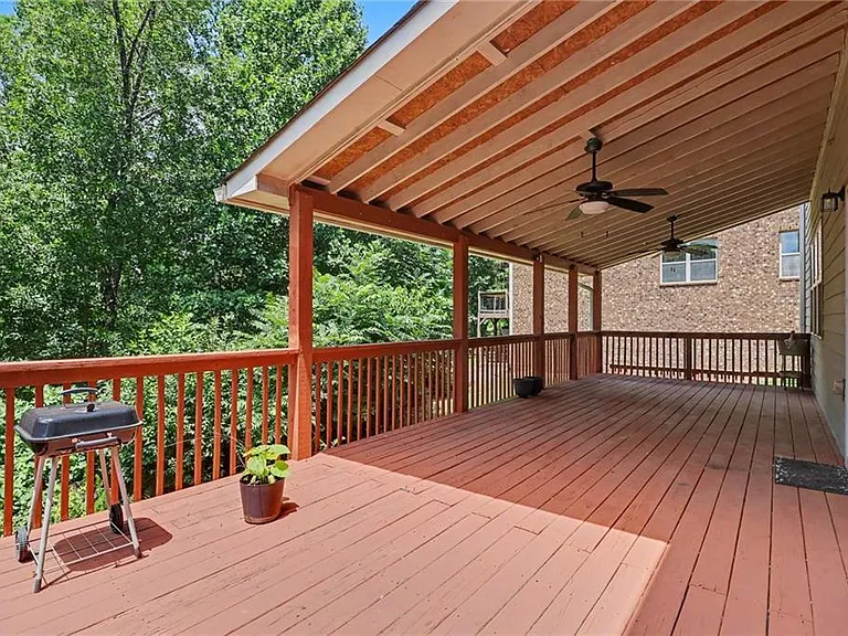550 Nichols View Way — Photo 47
