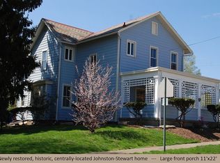 102 S New Castle St, New Wilmington, PA 16142