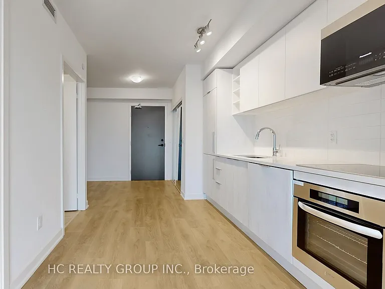 2031 Kennedy Rd #920 — Photo 12