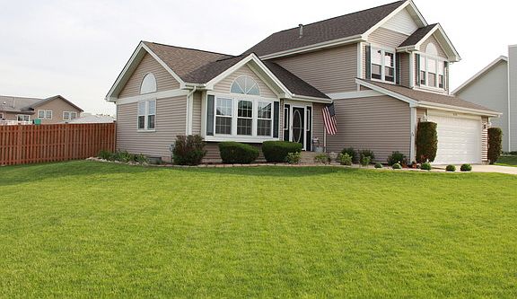 2nd image of 8009 Harvest Dr