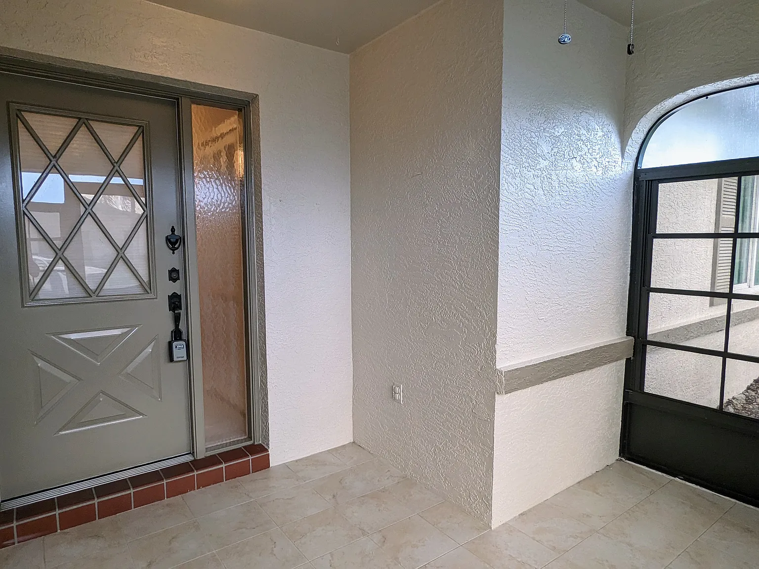 2 Bedroom 2 Bath Fully Furnished Condo in Kings Pointe! — Photo 2