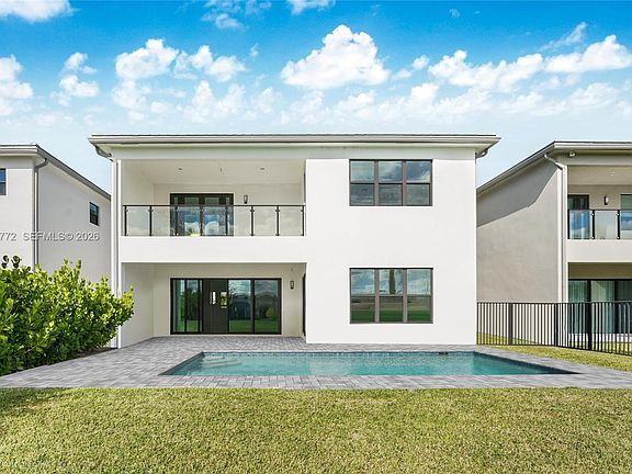 4th image of 8095 Crystal Downs Ave