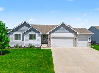 1312 NW 29th St, Ankeny, IA 50023