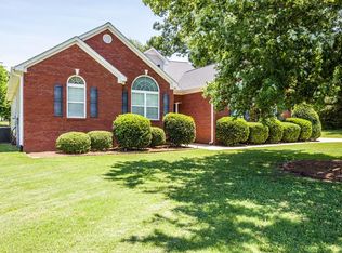 221 Point Ridge Ct, Temple, GA 30179