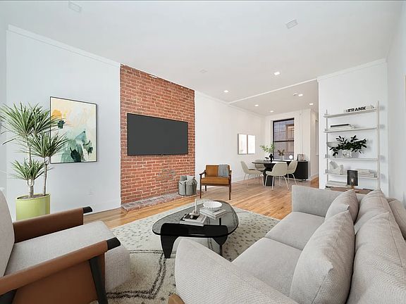2nd image of 1843 1st Ave APT 5S
