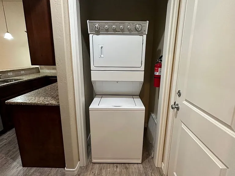 6311 Mayer Ct — Photo 6