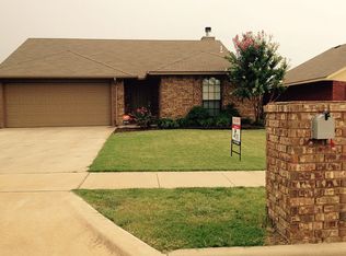 4036 SW Mesquite Dr, Lawton, OK 73505