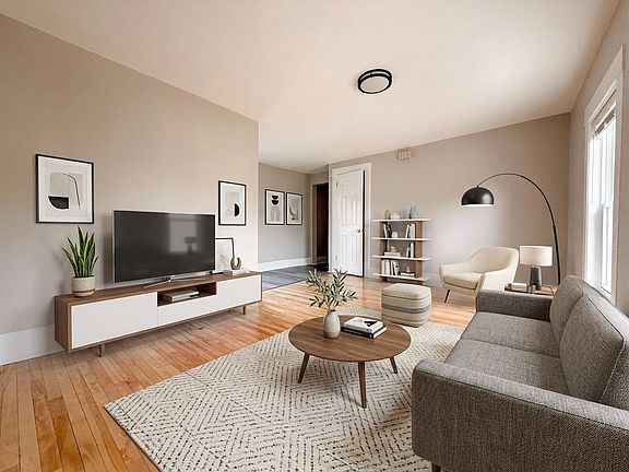 2nd image of 25 Kinsley St #D