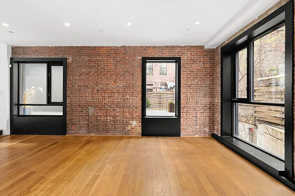 Sold by Corcoran | media 6