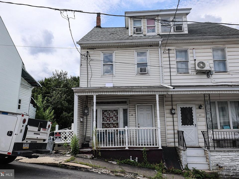 1st image of 32 S Catherine St