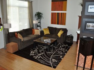 1302 P St, Sacramento, CA