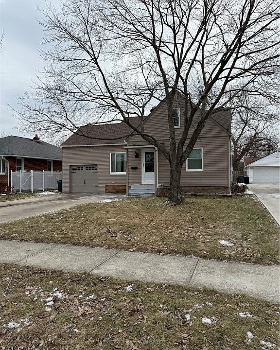 1st image of 7413 Lanier Dr