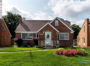 2827 Wyndale Rd, Toledo, OH 43613