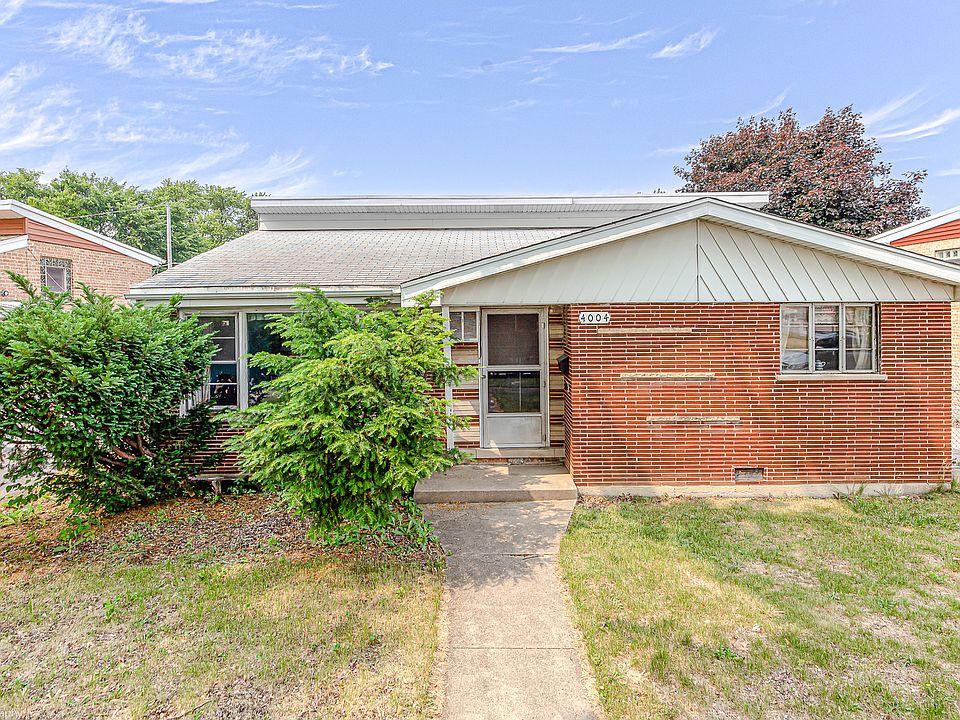 1st image of 4004 W 106th Pl