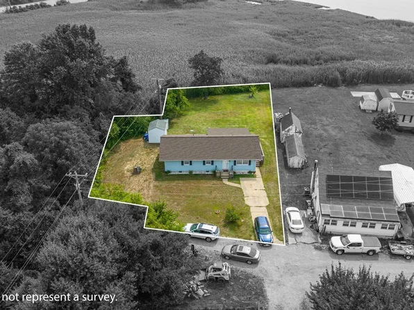 7050 Bridgeview Pl, Benedict, MD 20612