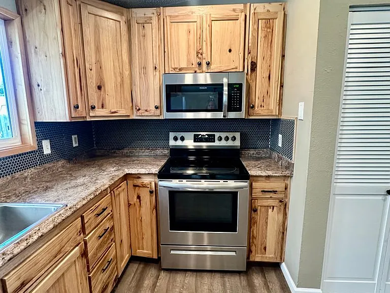 4738 Sturdivant Ave — Photo 4