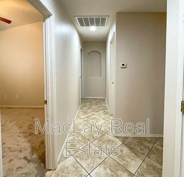 23143 W Lasso Ln — Photo 8