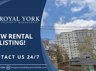 348 Spruce St #1C, Waterloo, ON N2L 3M7