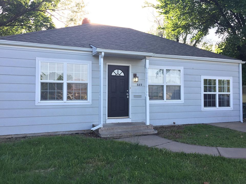 669 Edgemoor Street View