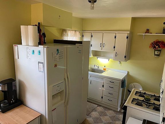5th image of 1031 Culver Pl