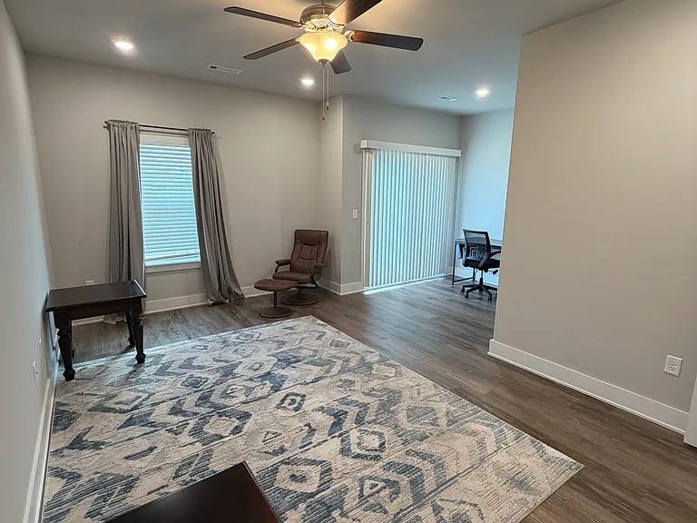 2176 W Moore Ln — Photo 6