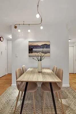 Sold by Cooper & Cooper Real Estate | media 15