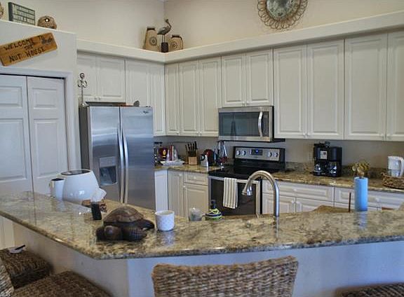 3rd image of 118 Peach Ct