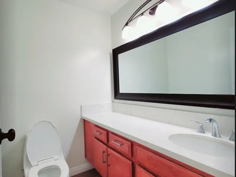 Powder room