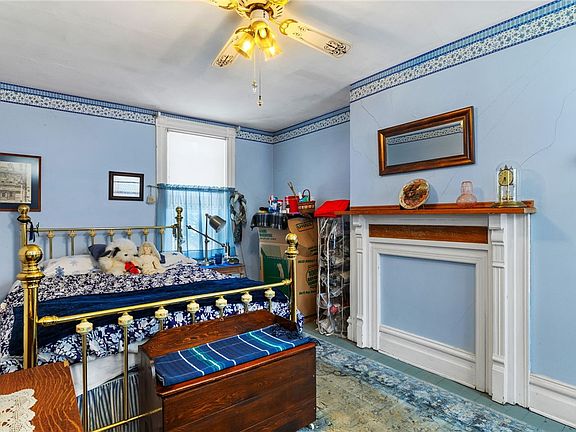 14th image of this home