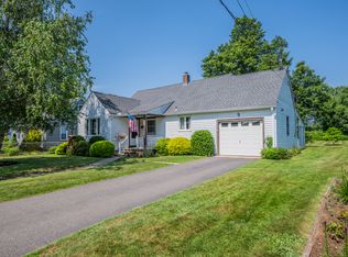 33 Hazel Ave, Naugatuck, CT 06770