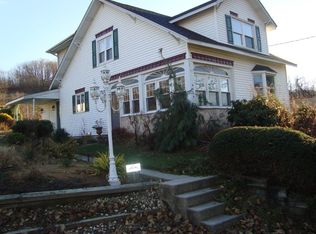 6629 Walnut St, Slatington, PA 18080