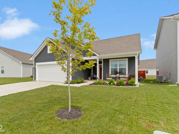 251 Waters Edge Rd, Pendleton, IN 46064