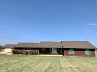 299 NW Logue Rd, Cache, OK 73527