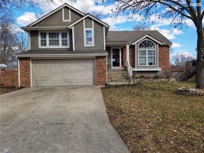 608 NW 41st St, Blue Springs, MO, 64015