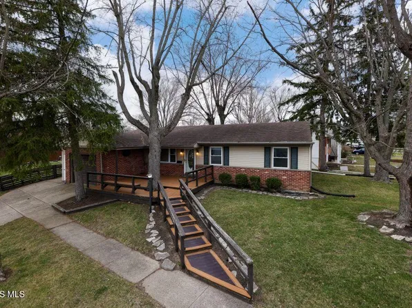 536 Edinborough Dr, Findlay, OH 45840