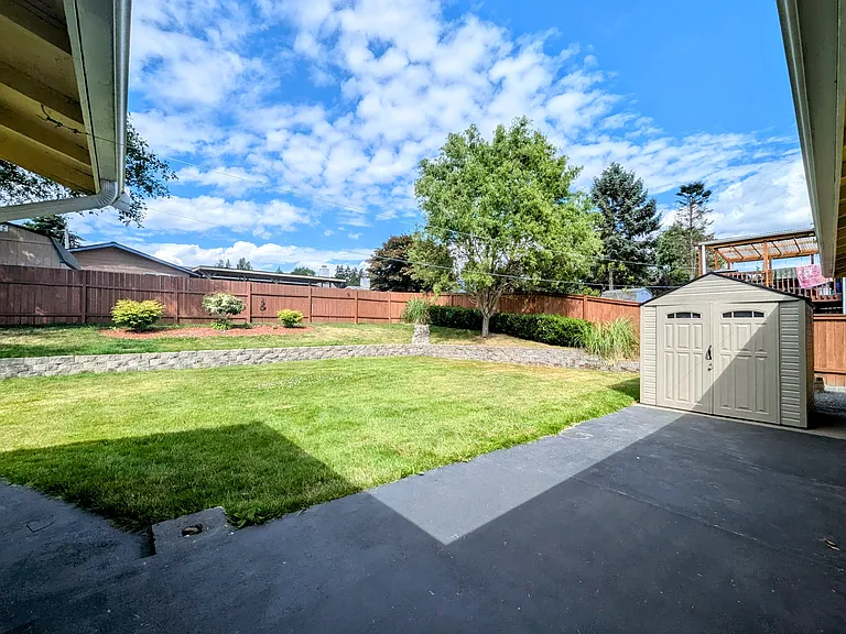 2200 S 292nd St — Photo 24