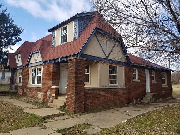 3rd image of 117 SW 27th St