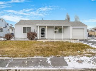 1212 Mather Dr, Moses Lake, WA 98837