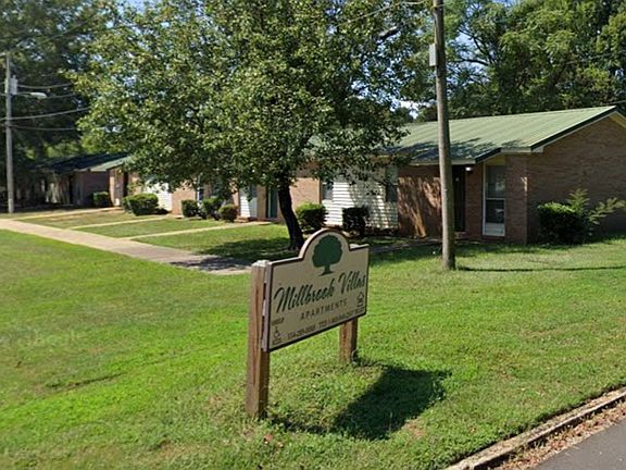 3rd image of 386 Thornfield Dr #386
