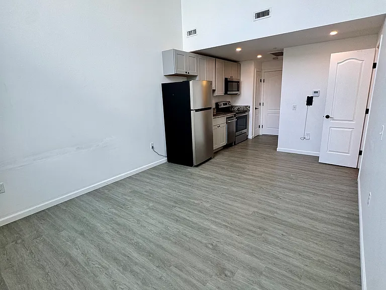 235 East St #3 — Photo 7