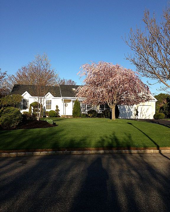 1st image of 345 Williams Way N