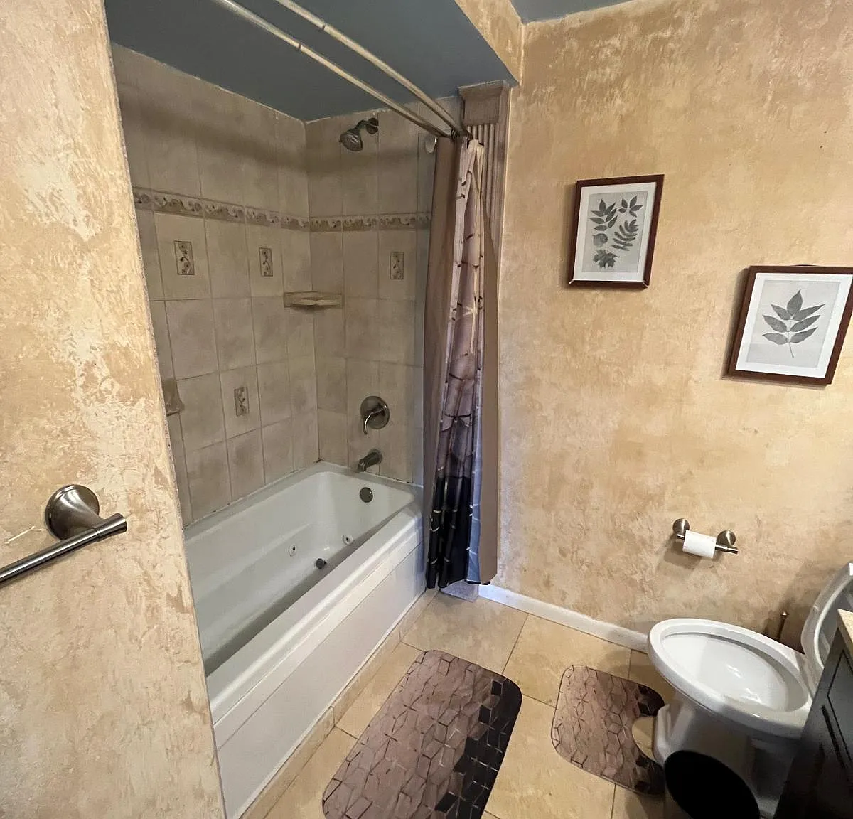 1 bed, 250 sqft, $900 — Photo 3