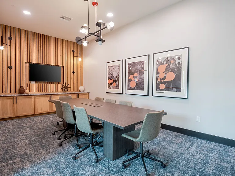 Delegate at City Point — Photo 13