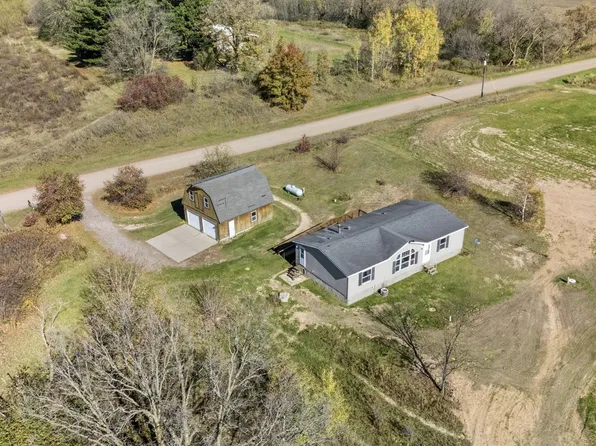 1829 Sundet Rd, Mora, MN 55051