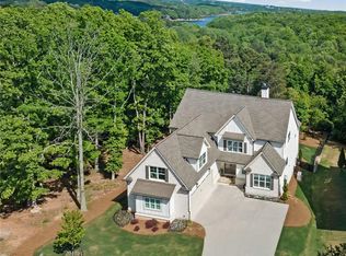 7350 Crestline Dr, Dawsonville, GA 30534
