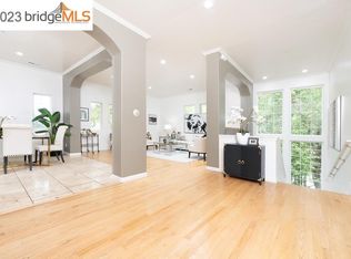 3926 Columbian Dr, Oakland, CA